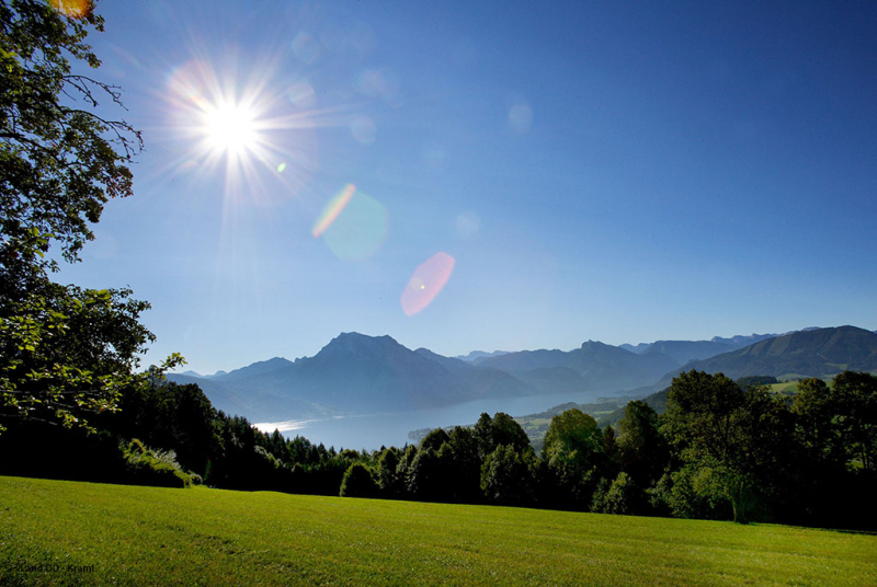 Naturpark Attersee Traunsee Auf Sunny At